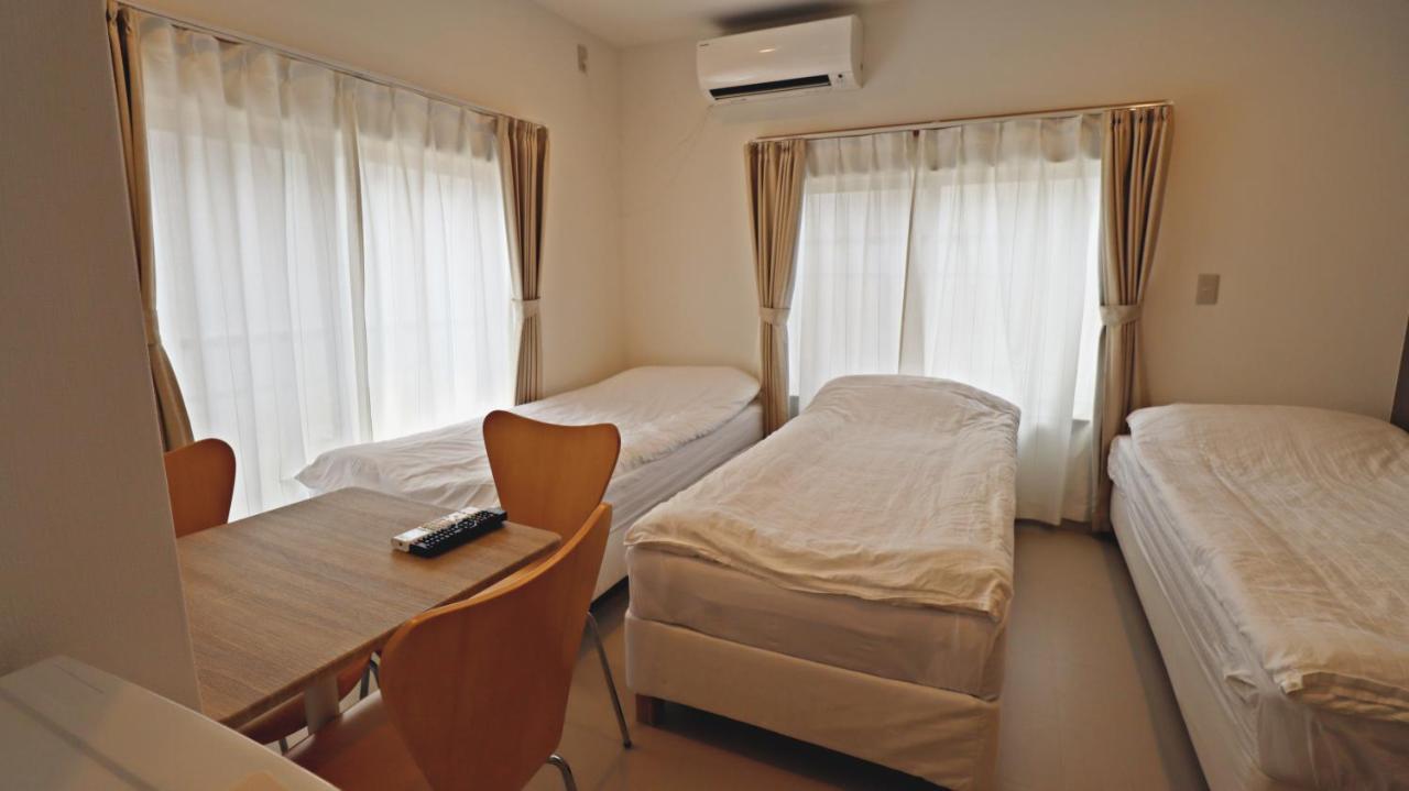 Tokyo Paradise Hotel *